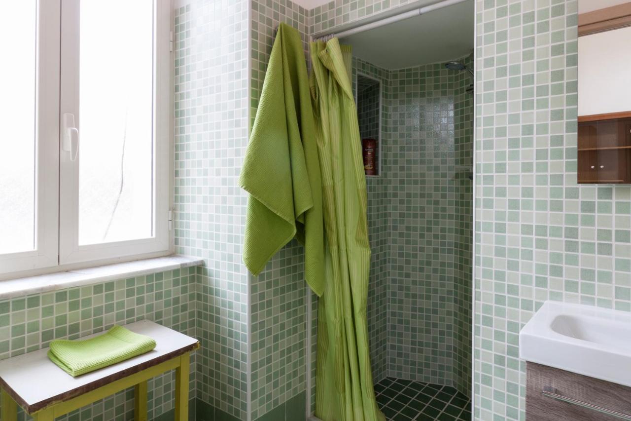 Bnb Etnuvio, Double Rooms In Napoli Bagian luar foto