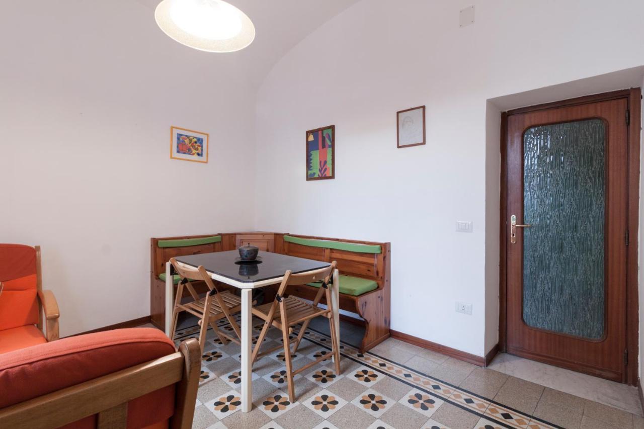 Bnb Etnuvio, Double Rooms In Napoli Bagian luar foto