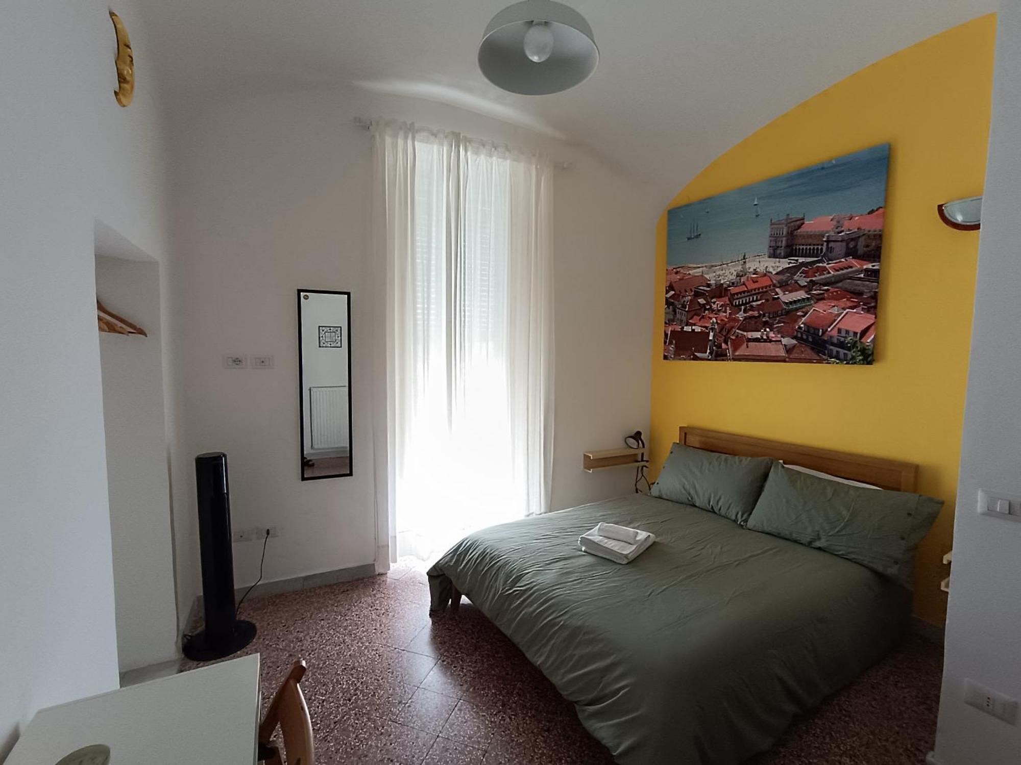 Bnb Etnuvio, Double Rooms In Napoli Bagian luar foto