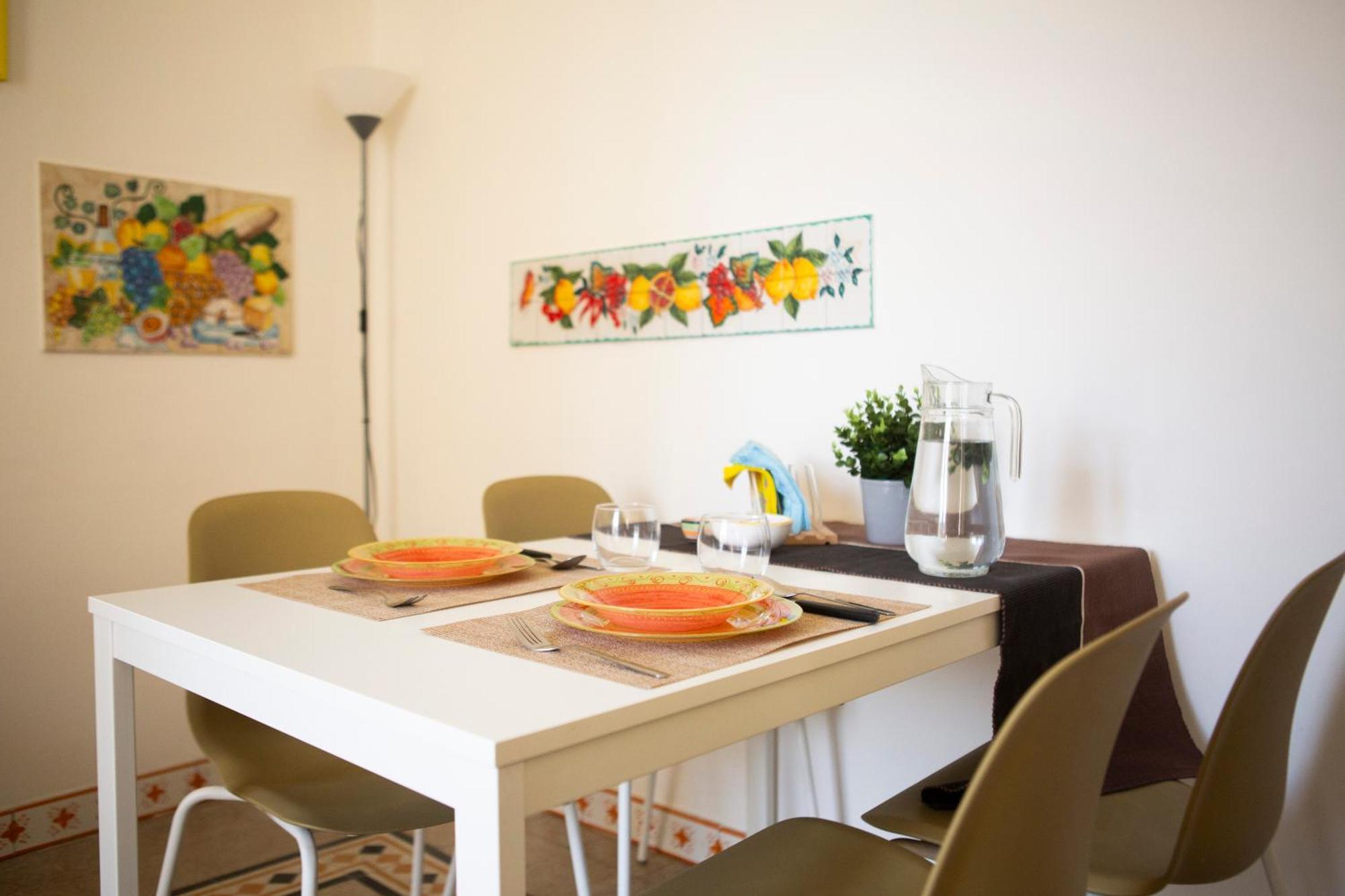 Bnb Etnuvio, Double Rooms In Napoli Bagian luar foto