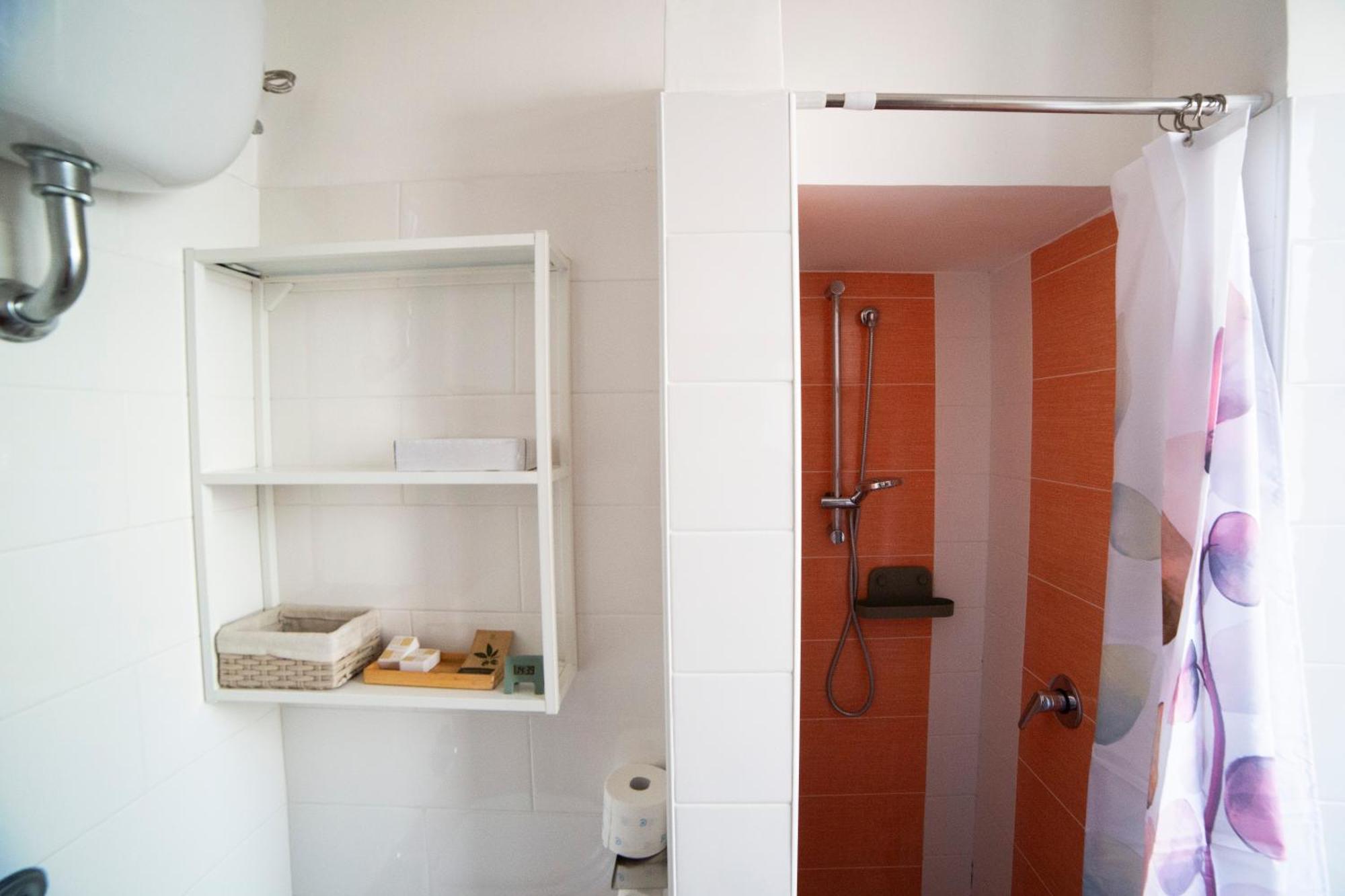 Bnb Etnuvio, Double Rooms In Napoli Bagian luar foto