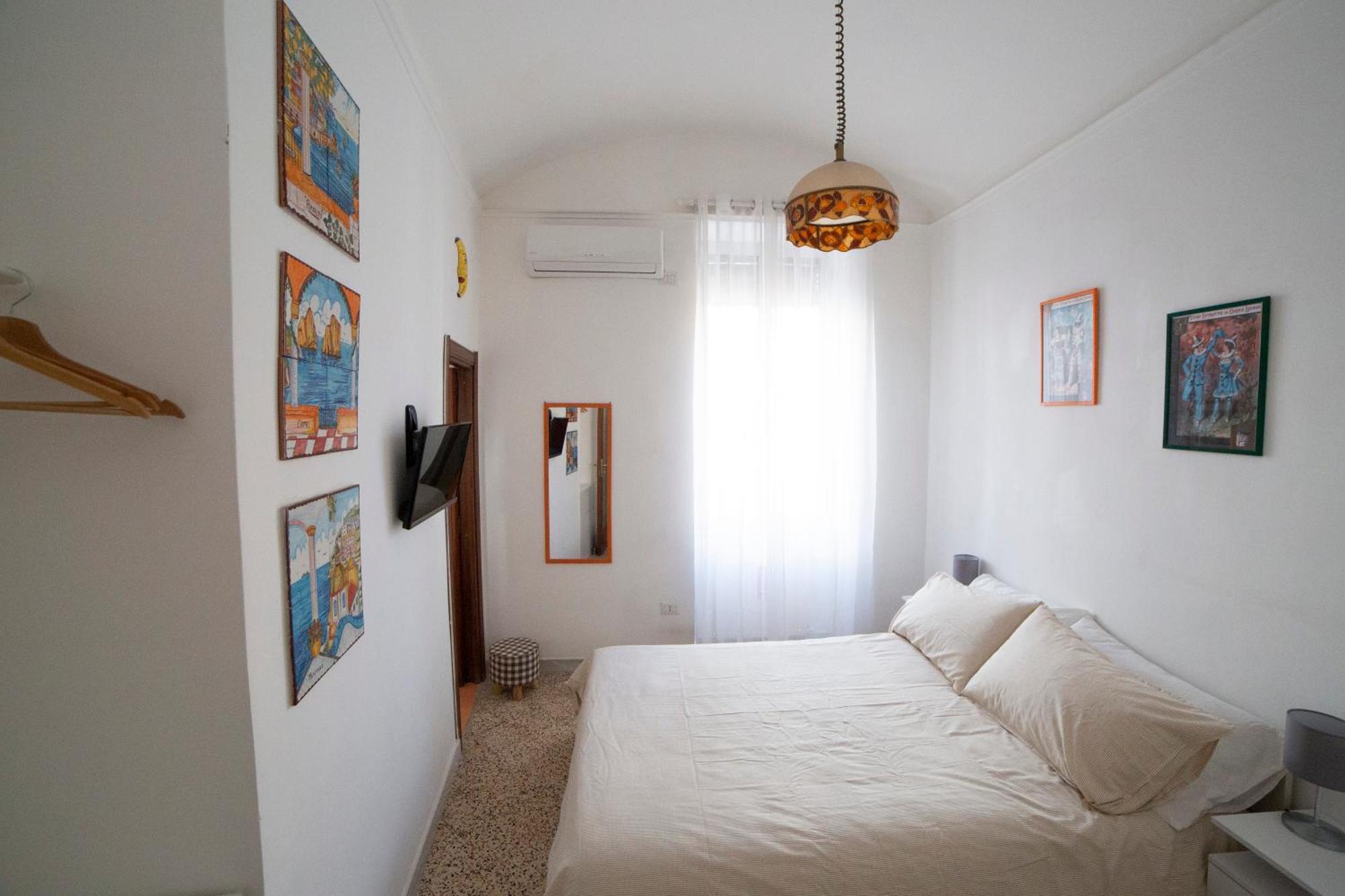 Bnb Etnuvio, Double Rooms In Napoli Bagian luar foto